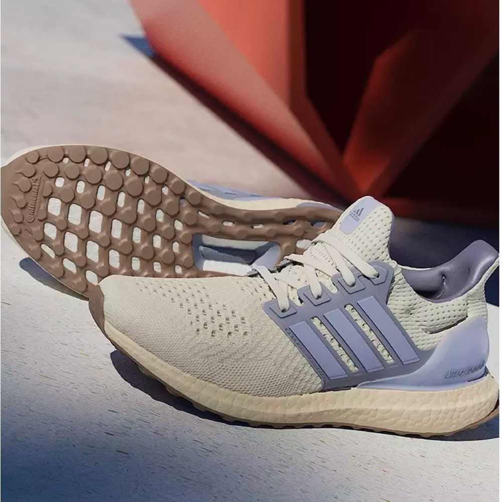Adidas Women’s ULTRA-BOOST 1.0 Super Comfy Running Shoes, JR3372, Size 7.5